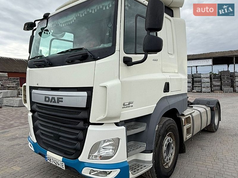Тягач DAF CF 2014 в Ильинцах