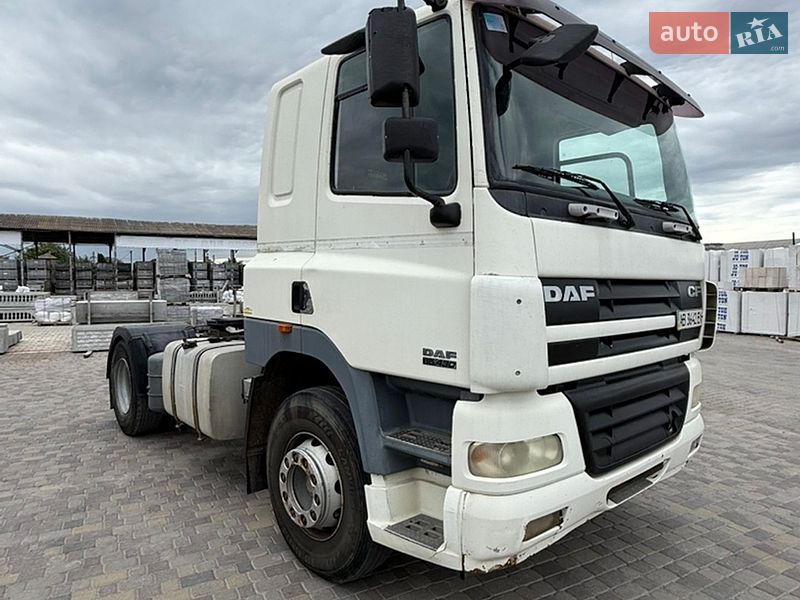 Тягач DAF CF 2006 в Іллінцях
