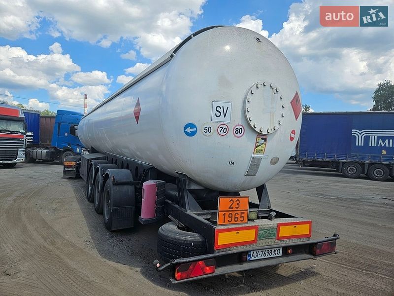 Цистерна DAF CF 2008 в Харкові