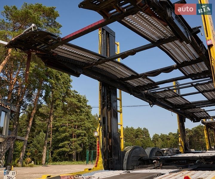 Автовоз DAF CF 2016 в Рівному
