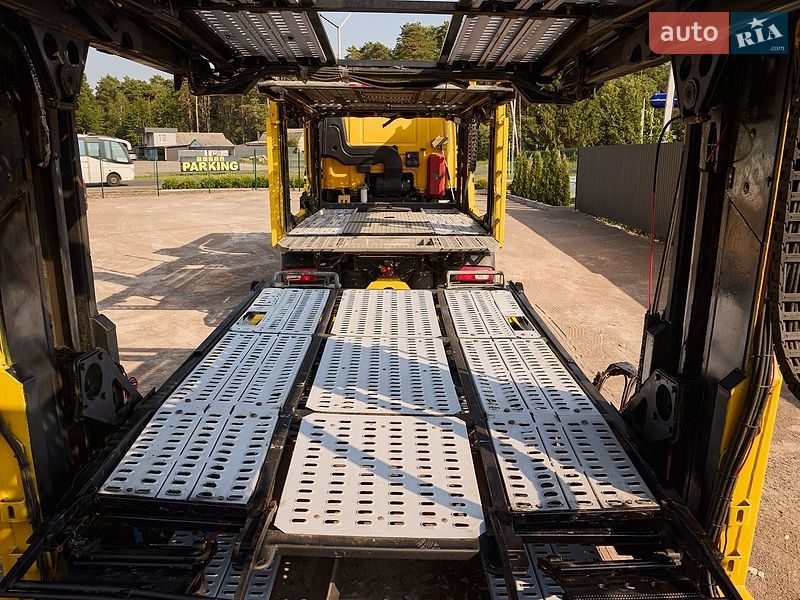 Автовоз DAF CF 2016 в Рівному