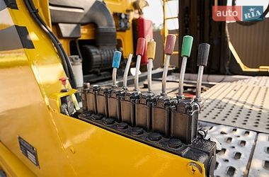 Автовоз DAF CF 2016 в Рівному