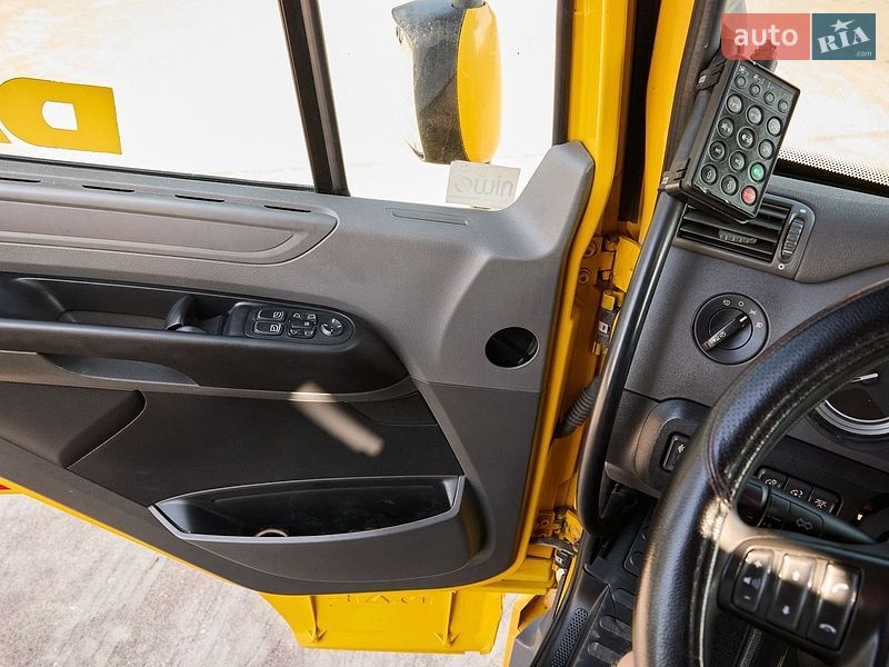 Автовоз DAF CF 2016 в Рівному