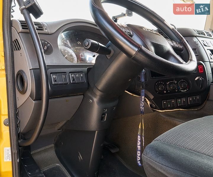Автовоз DAF CF 2016 в Рівному