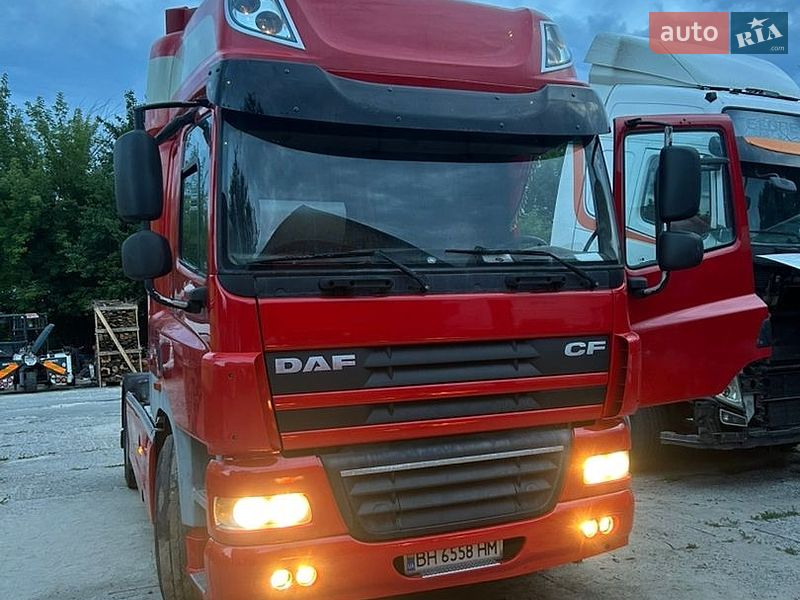 Тягач DAF CF 2010 в Киеве