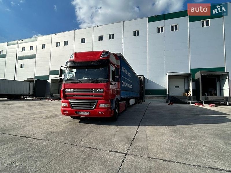 Тягач DAF CF 2010 в Киеве