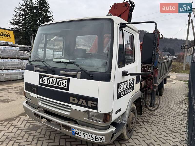 Кран-манипулятор DAF FA 2006 в Сваляве