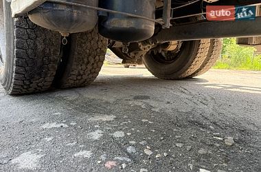 Грузовой фургон DAF FA 2003 в Киеве
