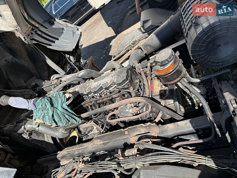 Грузовой фургон DAF FA 2003 в Киеве