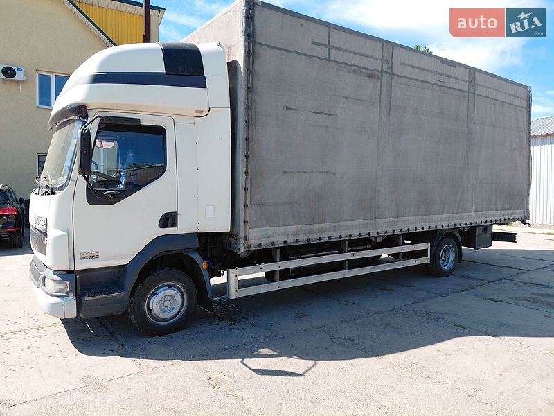 Тентований DAF FA 2004 в Рівному