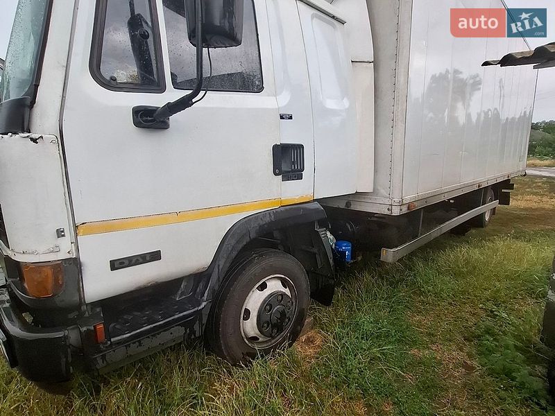Грузовой фургон DAF FA 2001 в Кропивницком