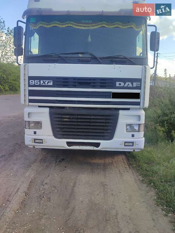 Лесовоз / Сортиментовоз DAF FT 95 2002 в 