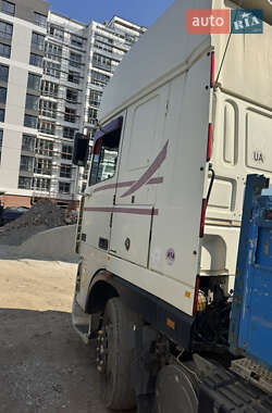 Тягач DAF FT 95 2000 в 