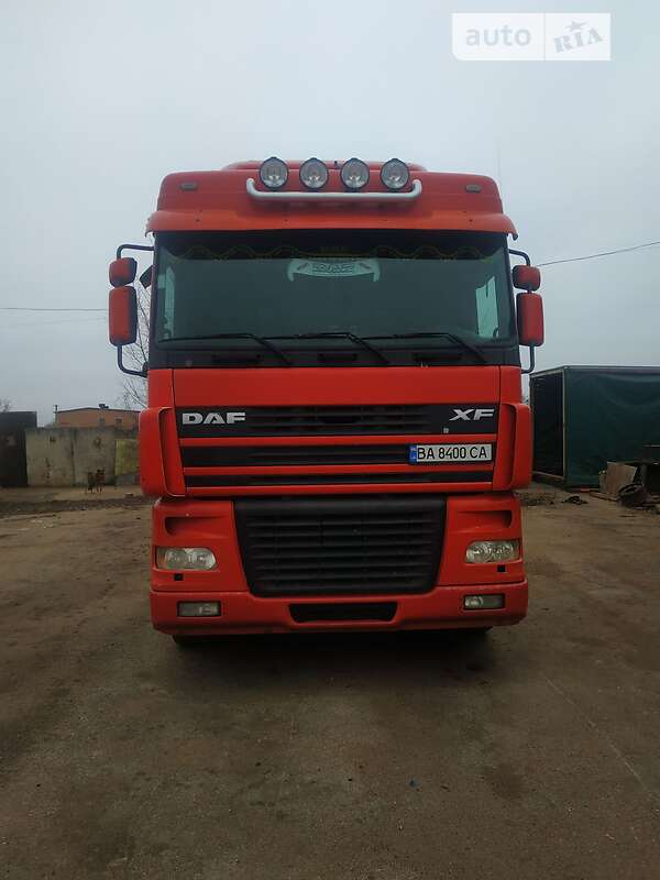Тягач DAF FT 2003 в Олександрії