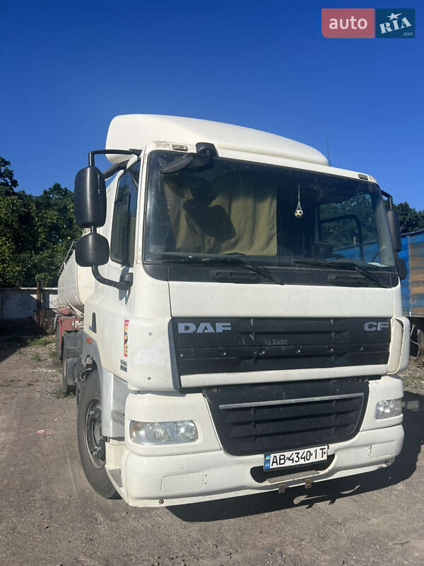 Тягач DAF FT 2013 в Теплике