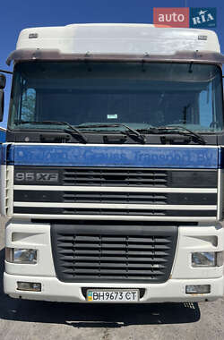 Тягач DAF FT 2002 в 