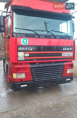 Тягач DAF FT 2002 в 