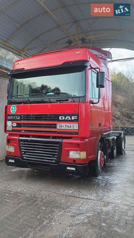 Тягач DAF FT 2002 в 