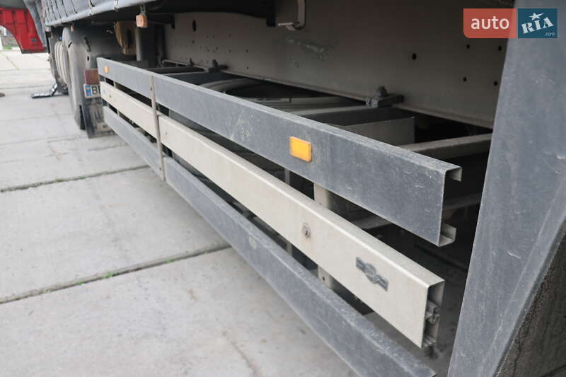 Тентованый DAF FT 2007 в Кривом Озере