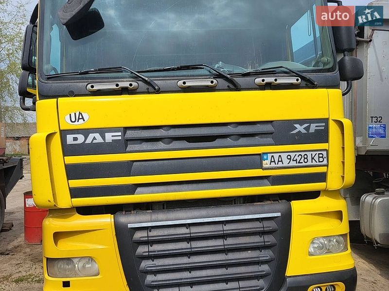Самоскид DAF FT 2007 в Лохвиці