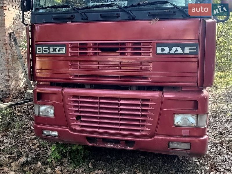 Бензовоз DAF FT 2002 в Черкассах