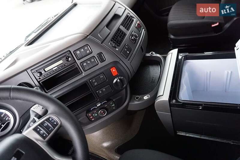 Контейнеровоз DAF FX 2019 в Рівному