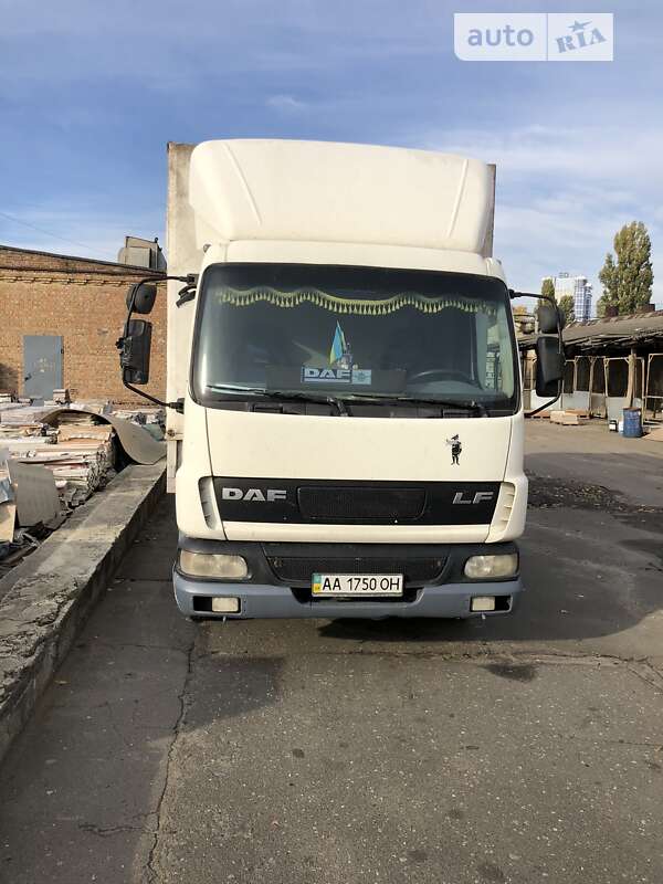 Борт DAF LF 2007 в Киеве