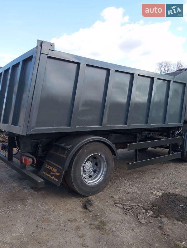 Самосвал DAF LF 2012 в Василькове