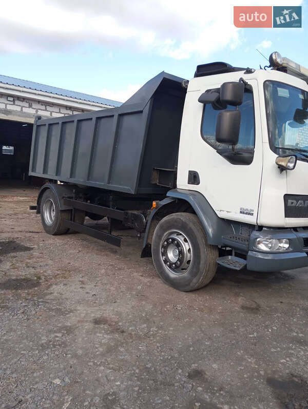 Самосвал DAF LF 2012 в Василькове