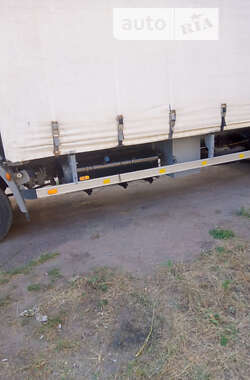 Тентований DAF LF 2005 в 