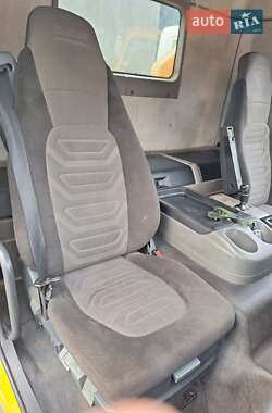 Тентований DAF LF 2013 в 