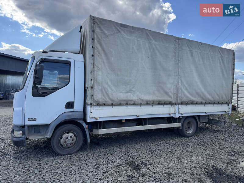 Грузовой фургон DAF LF 2005 в Маневичах