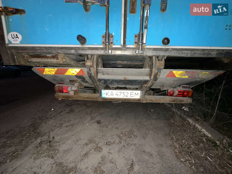 Вантажний фургон DAF LF 2006 в Києві