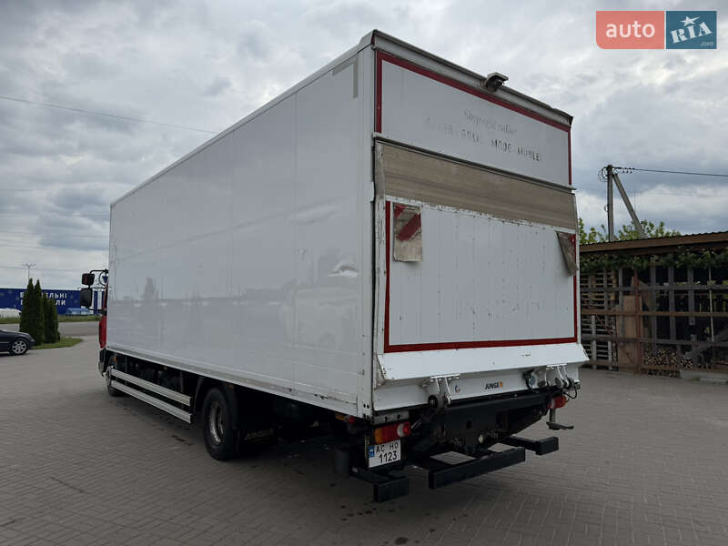 Грузовой фургон DAF LF 2016 в Нововолынске