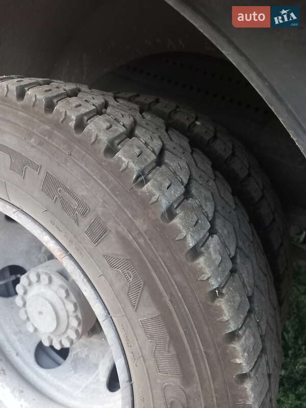 Грузовой фургон DAF LF 2005 в Скалате