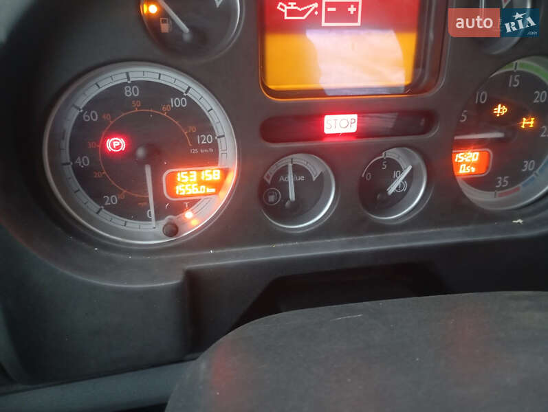 Піскорозкидальна машина DAF LF 2013 в Бучачі