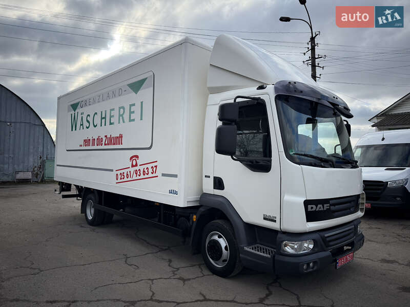 Вантажний фургон DAF LF 2013 в Рівному