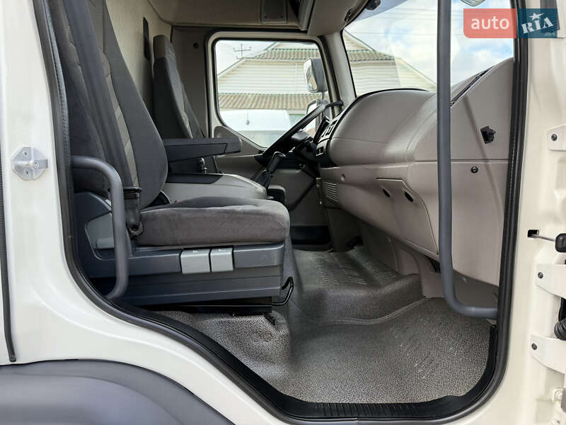 Вантажний фургон DAF LF 2013 в Рівному