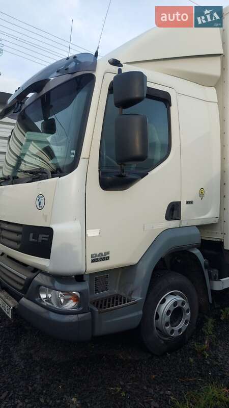 Вантажний фургон DAF LF 2012 в Ратному