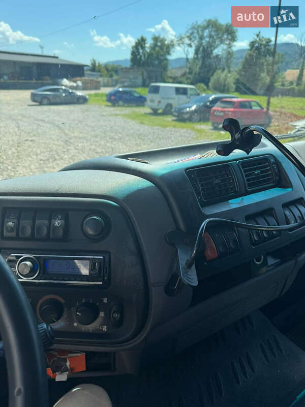 Вантажний фургон DAF LF 2006 в Хусті