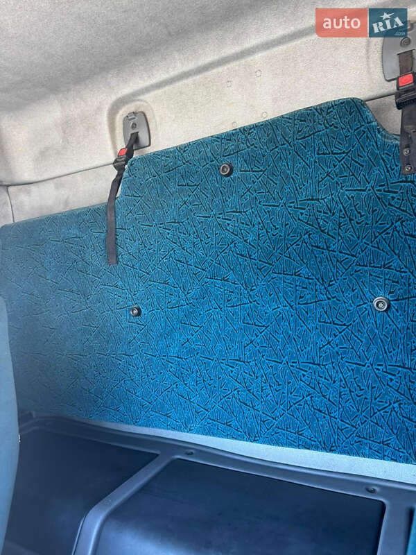 Вантажний фургон DAF LF 2006 в Хусті