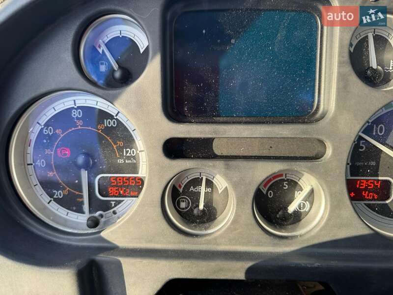 Пескоразбрасывающая машина DAF LF 2013 в Житомире
