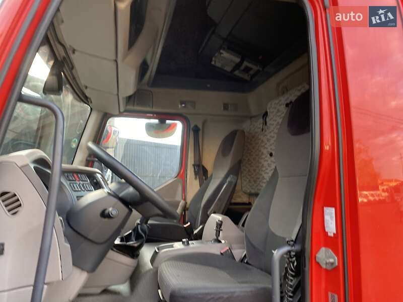 Тентований DAF LF 2016 в Хусті