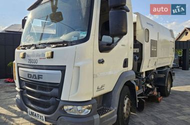 Подметальная машина DAF LF 2014 в Днепре