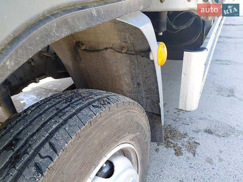 Тентований DAF LF 2004 в Рівному
