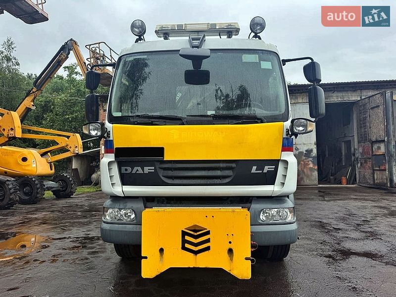 Кран-манипулятор DAF LF 2013 в Житомире
