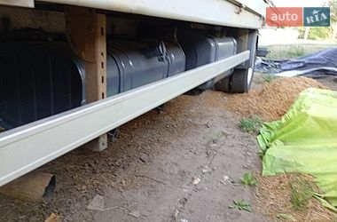 Тентований DAF LF 2004 в Борисполі