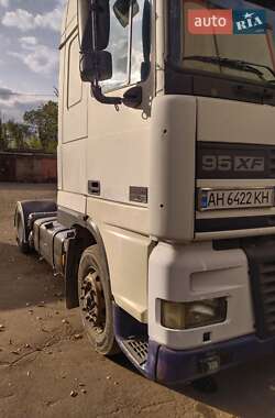 Тягач DAF TE 2000 в 