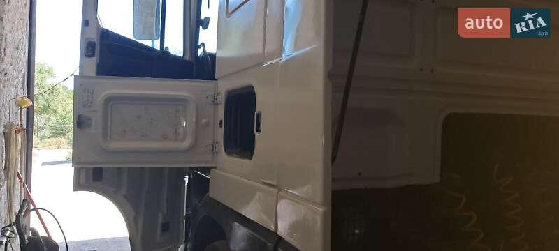 Тягач DAF TE 1999 в Крыжополе