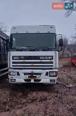 Тягач DAF TE 1996 в Черкассах